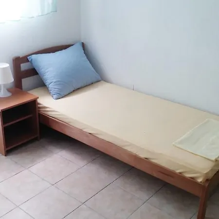 Twins Apartman Pag Town